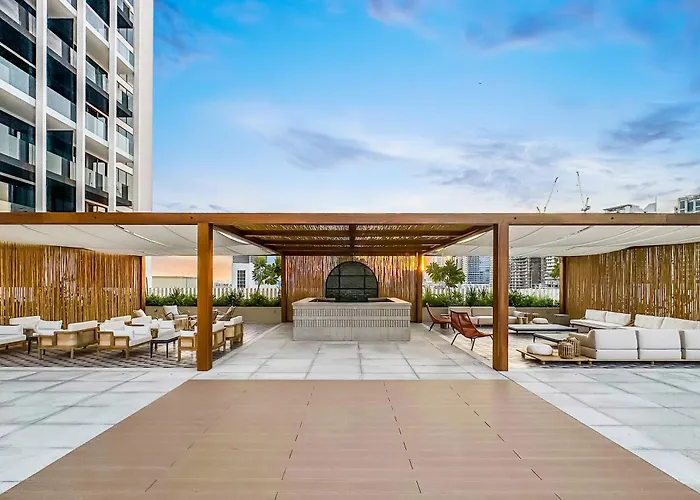 Fam Living - Upside Living - Wfh Friendly-Business Bay